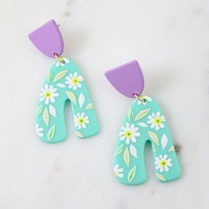 New Daisy Drop Earrings Mint and Lavender Floral Modern Abstract